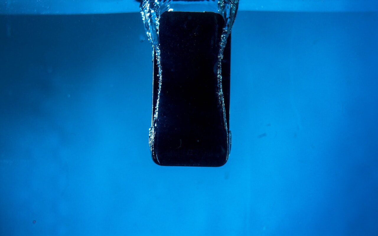 celulares à prova d'água